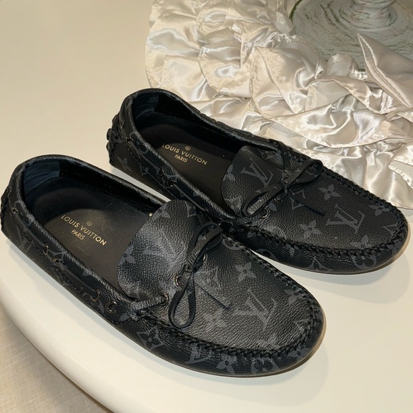 Authentic men’s Louis Vuitton loafers - Picture 1 of 3